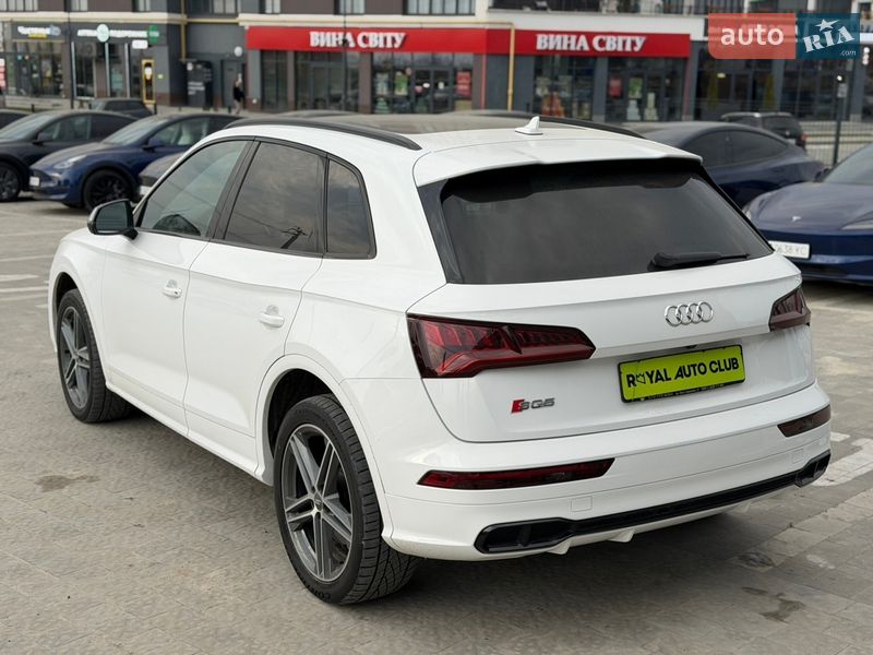 Внедорожник / Кроссовер Audi SQ5 2019 в Львове