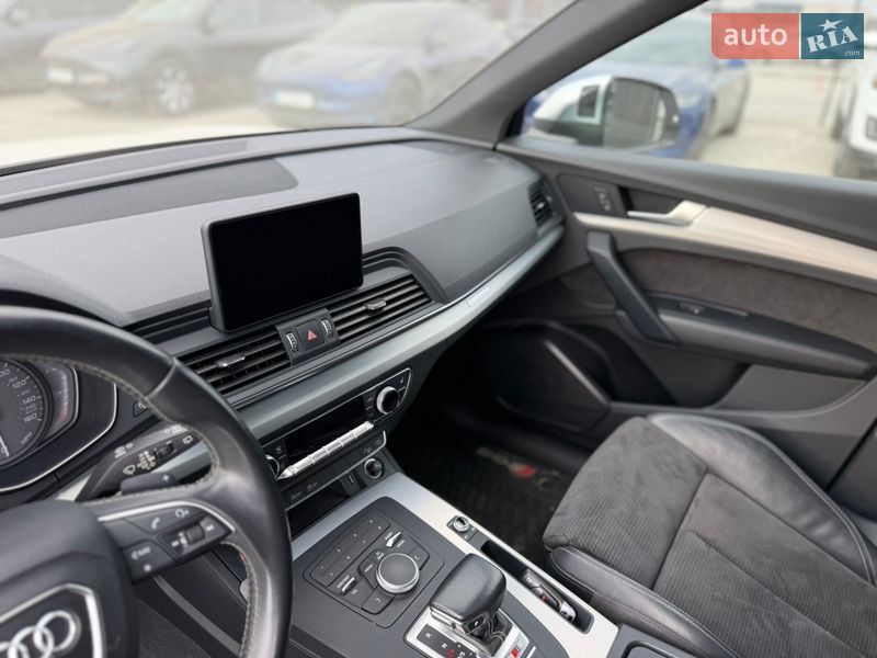 Внедорожник / Кроссовер Audi SQ5 2019 в Львове