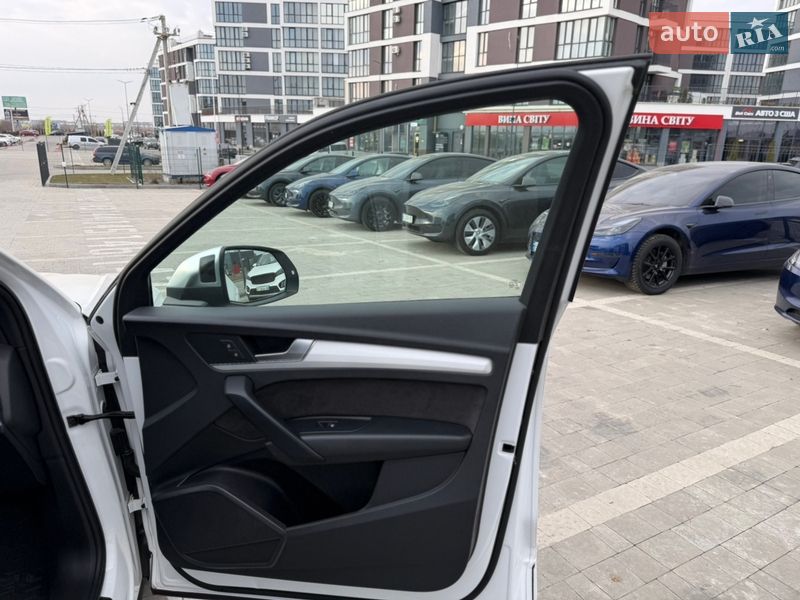 Внедорожник / Кроссовер Audi SQ5 2019 в Львове