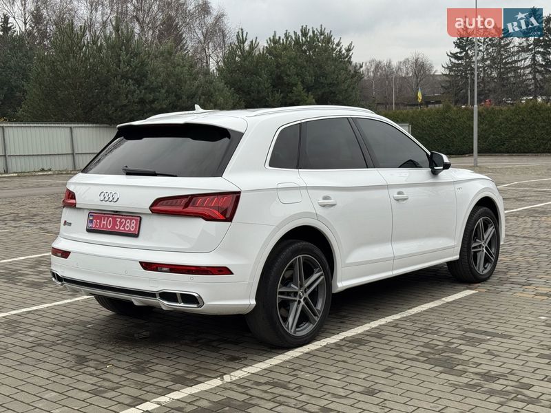 Внедорожник / Кроссовер Audi SQ5 2018 в Луцке фото 10 Внедорожник / Кроссовер Audi SQ5 2018 в Луцке