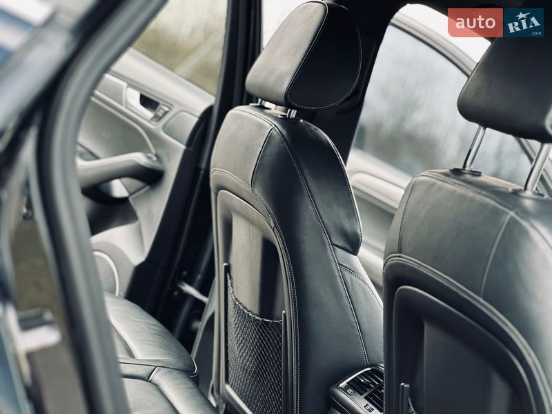 Внедорожник / Кроссовер Audi SQ5 2014 в Кременчуге