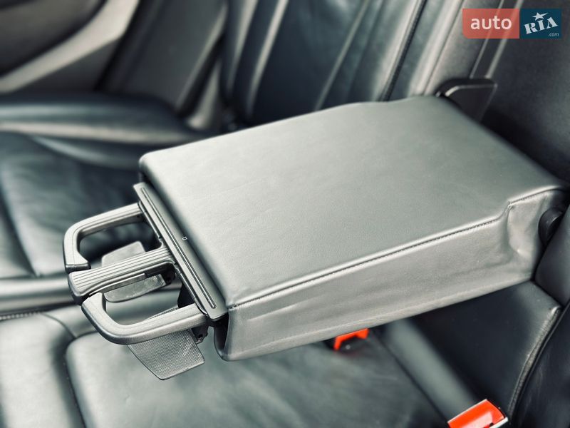 Внедорожник / Кроссовер Audi SQ5 2014 в Кременчуге