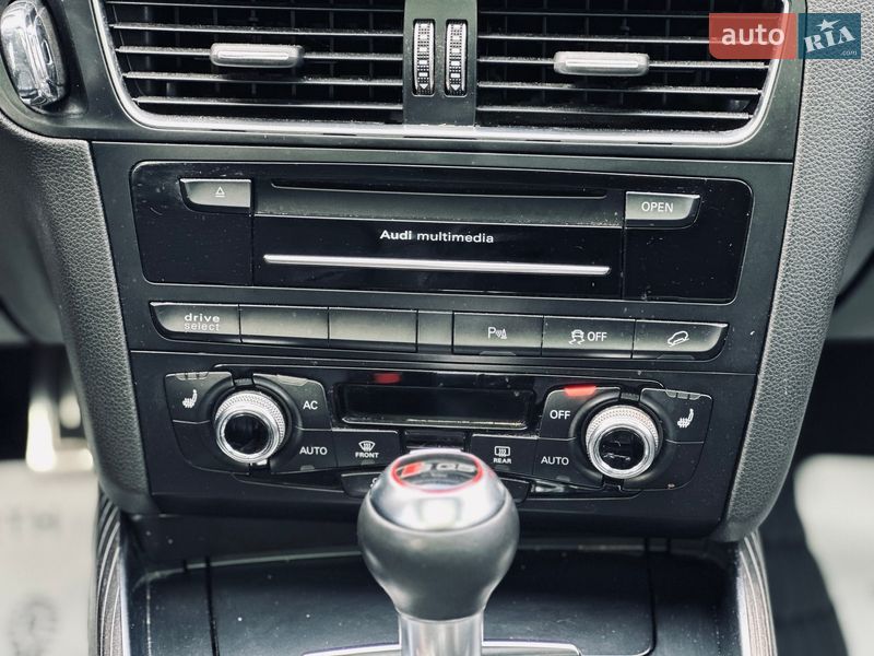 Внедорожник / Кроссовер Audi SQ5 2014 в Кременчуге