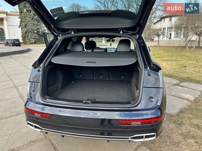 Внедорожник / Кроссовер Audi SQ5 2017 в Киеве фото 11 Внедорожник / Кроссовер Audi SQ5 2017 в Киеве