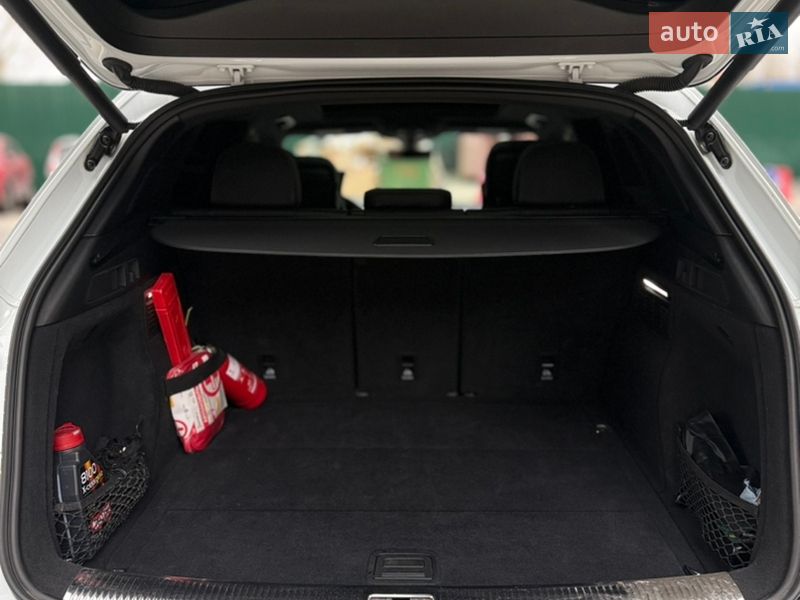 Позашляховик / Кросовер Audi SQ5 2020 в Києві
