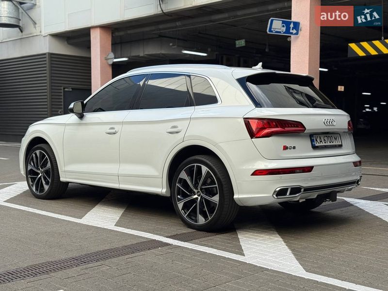 Audi SQ5 2019