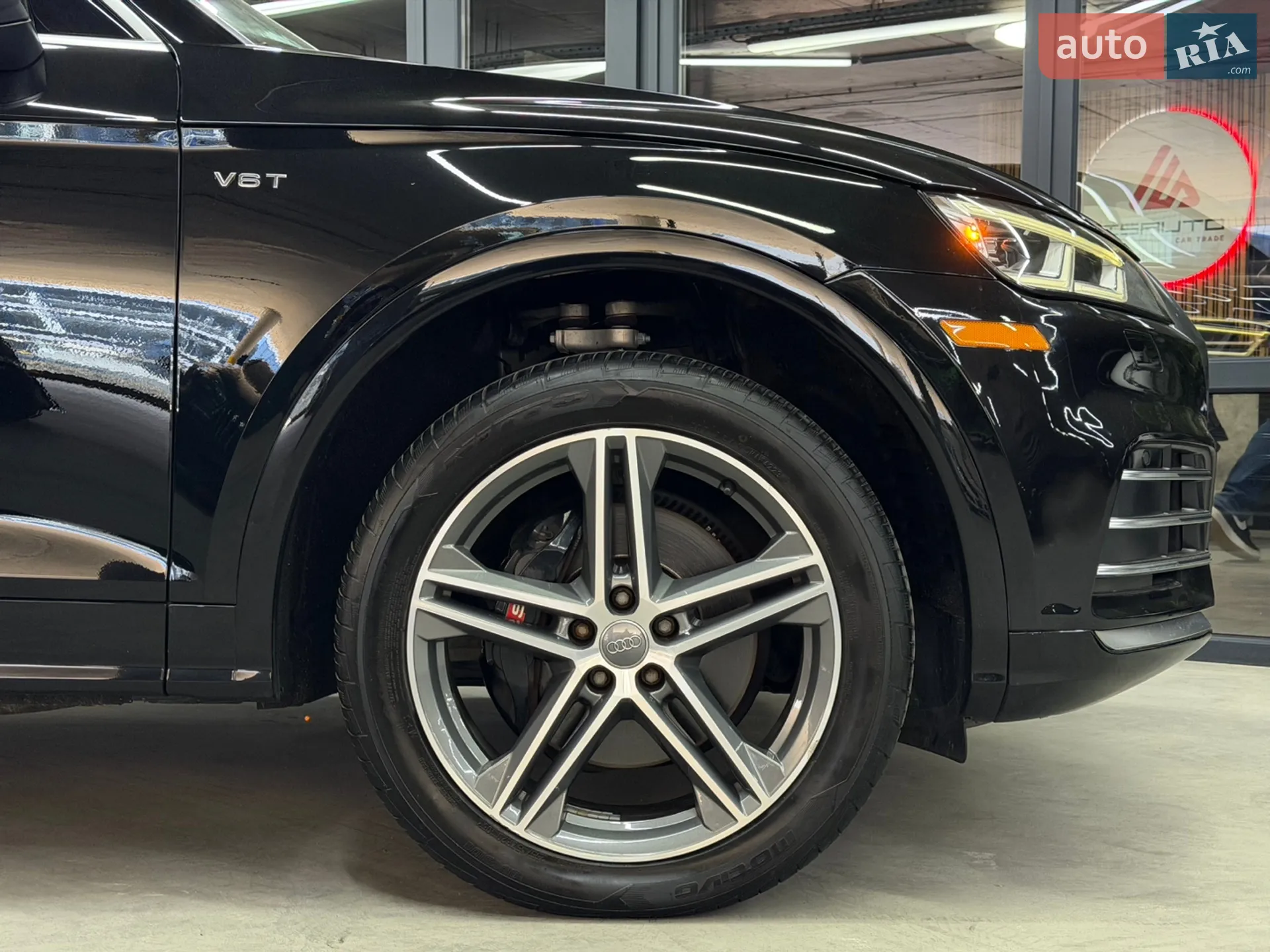 2018 Audi SQ5 - мініатюра 4