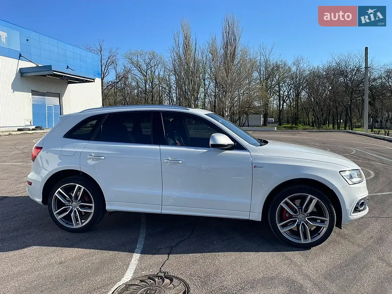 Audi SQ5 2015 VIN WA1CCAFP3GA027626 фото оголошення 5 з 74