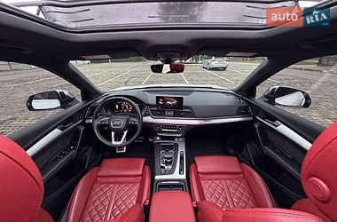 Внедорожник / Кроссовер Audi SQ5 2018 в Луцке