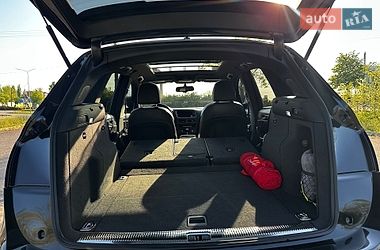 Внедорожник / Кроссовер Audi SQ5 2013 в Кривом Роге
