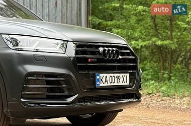 Внедорожник / Кроссовер Audi SQ5 2017 в Киеве
