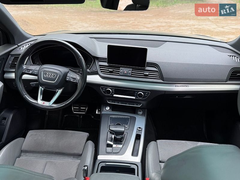 Внедорожник / Кроссовер Audi SQ5 2017 в Киеве