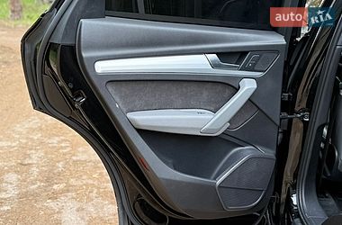 Внедорожник / Кроссовер Audi SQ5 2017 в Киеве
