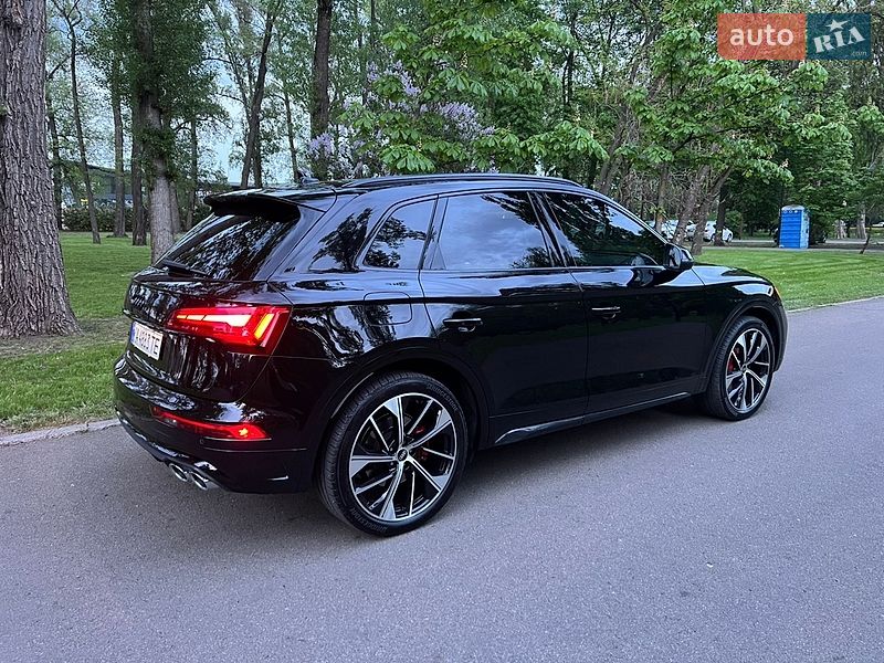 Позашляховик / Кросовер Audi SQ5 2020 в Києві
