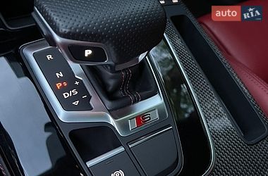 Позашляховик / Кросовер Audi SQ5 2020 в Києві