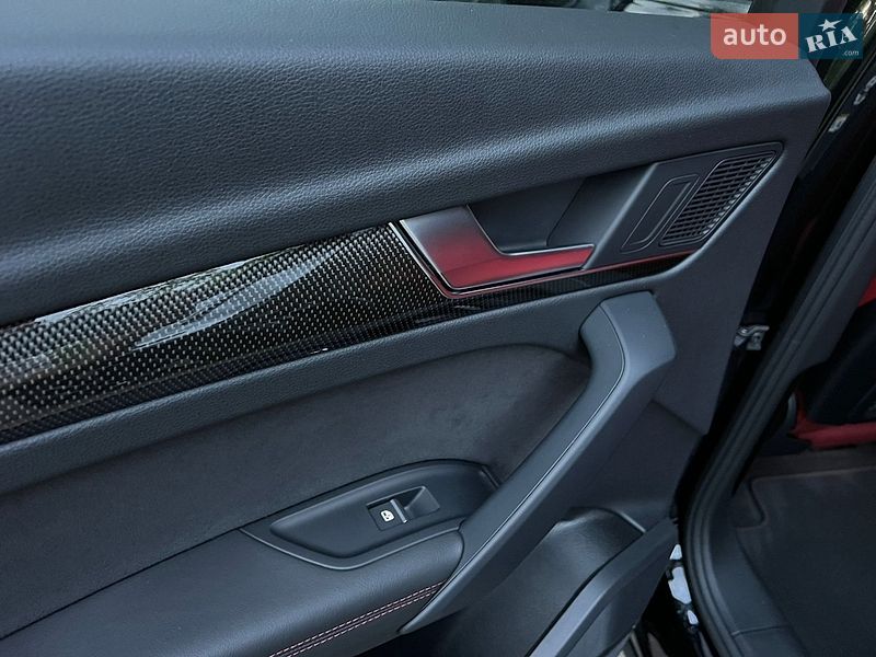 Позашляховик / Кросовер Audi SQ5 2020 в Києві