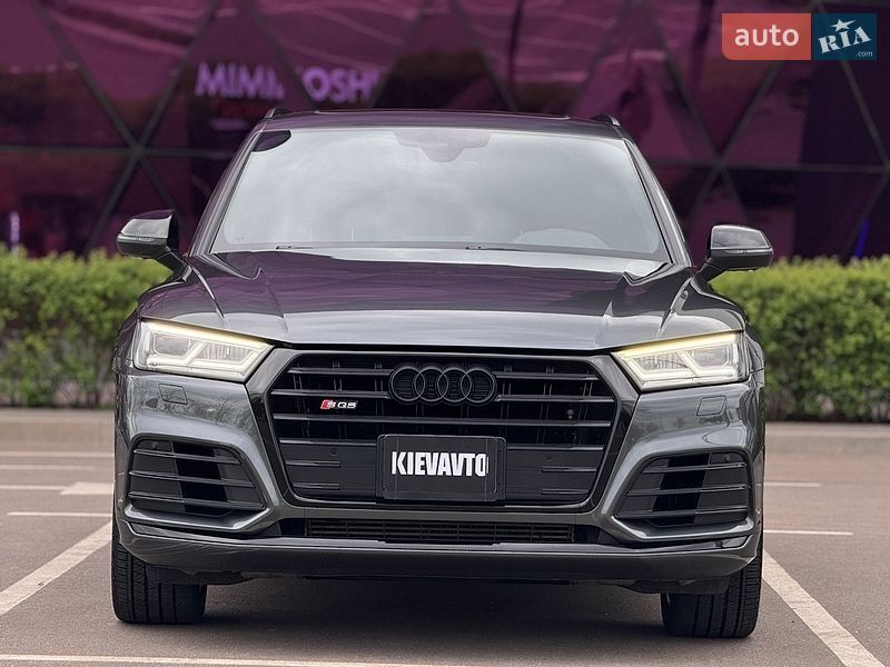 Внедорожник / Кроссовер Audi SQ5 2019 в Киеве