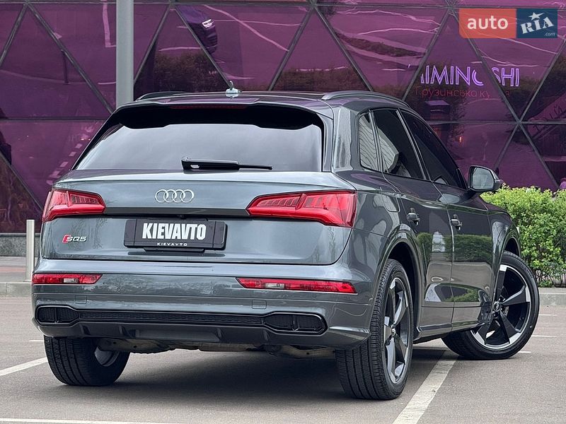 Внедорожник / Кроссовер Audi SQ5 2019 в Киеве