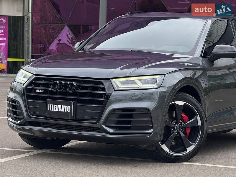 Внедорожник / Кроссовер Audi SQ5 2019 в Киеве