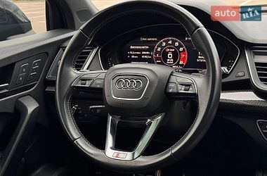 Внедорожник / Кроссовер Audi SQ5 2019 в Киеве