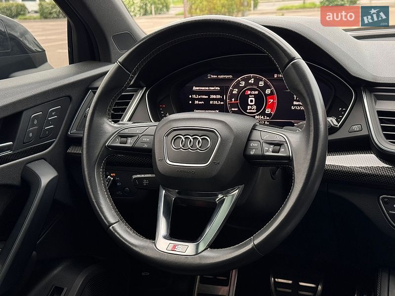 Внедорожник / Кроссовер Audi SQ5 2019 в Киеве