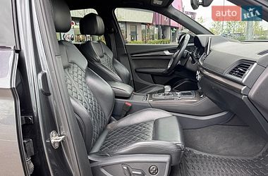 Внедорожник / Кроссовер Audi SQ5 2019 в Киеве