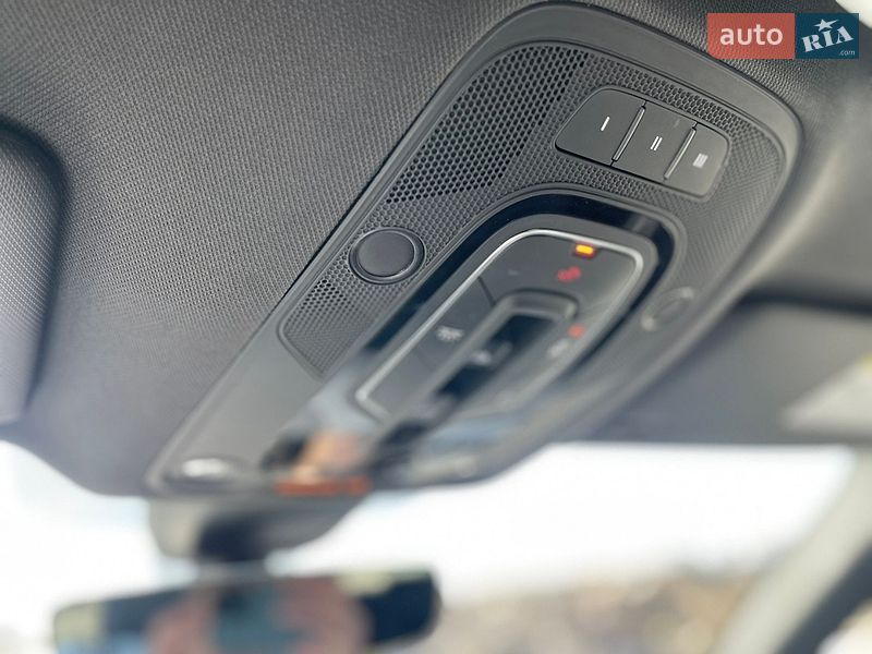 Внедорожник / Кроссовер Audi SQ5 2019 в Ровно