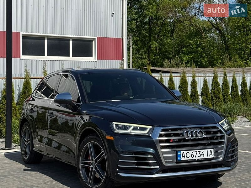 Позашляховик / Кросовер Audi SQ5 2017 в Луцьку