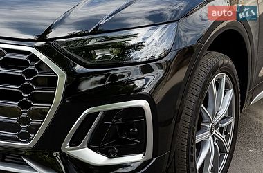 Позашляховик / Кросовер Audi SQ5 2021 в Дніпрі