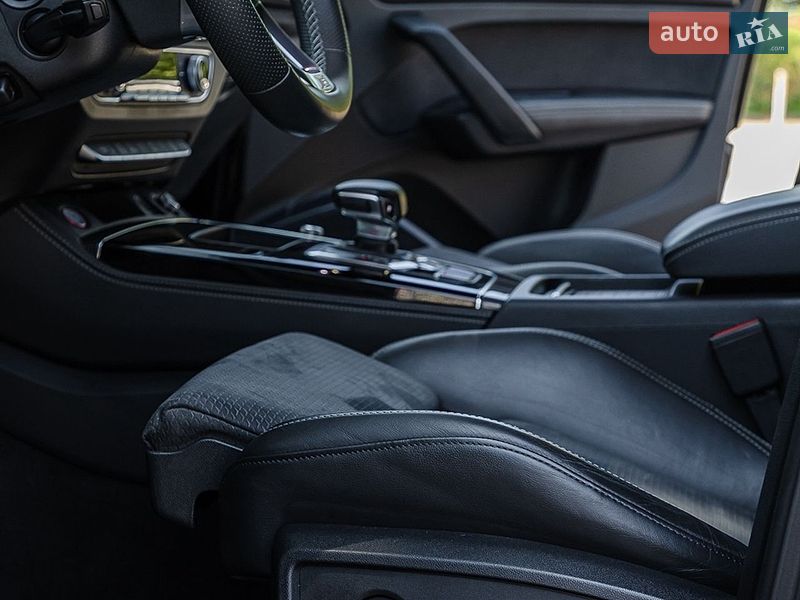 Позашляховик / Кросовер Audi SQ5 2021 в Дніпрі
