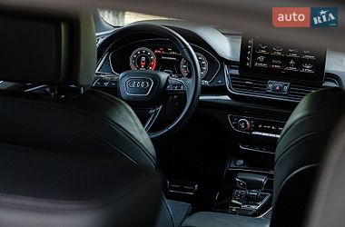 Позашляховик / Кросовер Audi SQ5 2021 в Дніпрі