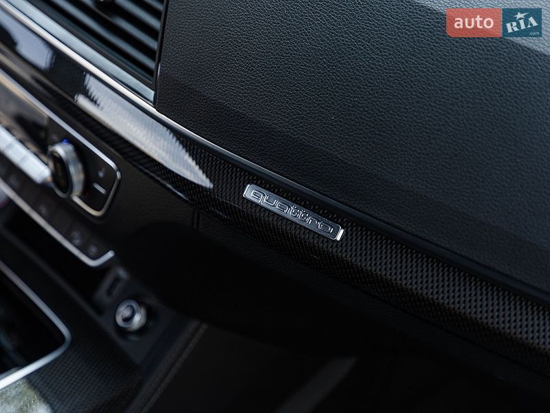 Позашляховик / Кросовер Audi SQ5 2021 в Дніпрі