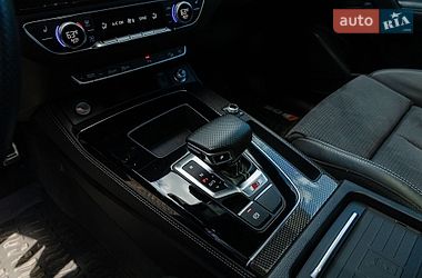 Позашляховик / Кросовер Audi SQ5 2021 в Дніпрі