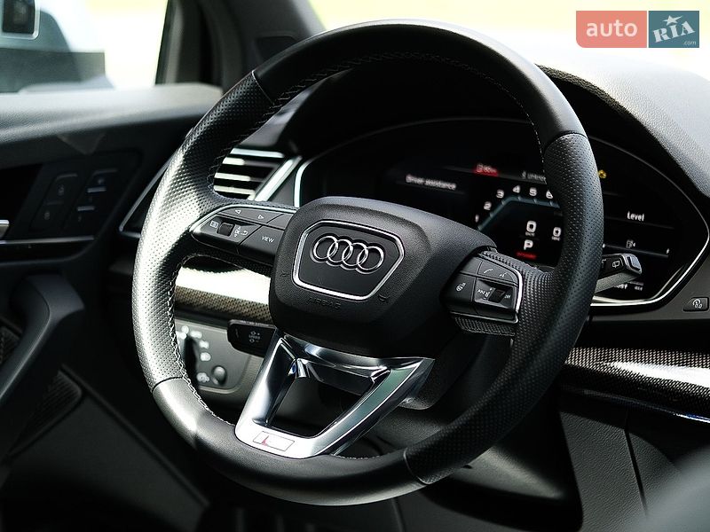 Внедорожник / Кроссовер Audi SQ5 2021 в Ровно