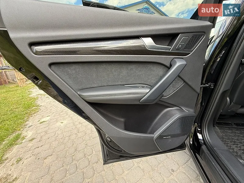 Audi SQ5 2018 VIN WA1A4AFYXJ2213162 фото оголошення 11 з 48