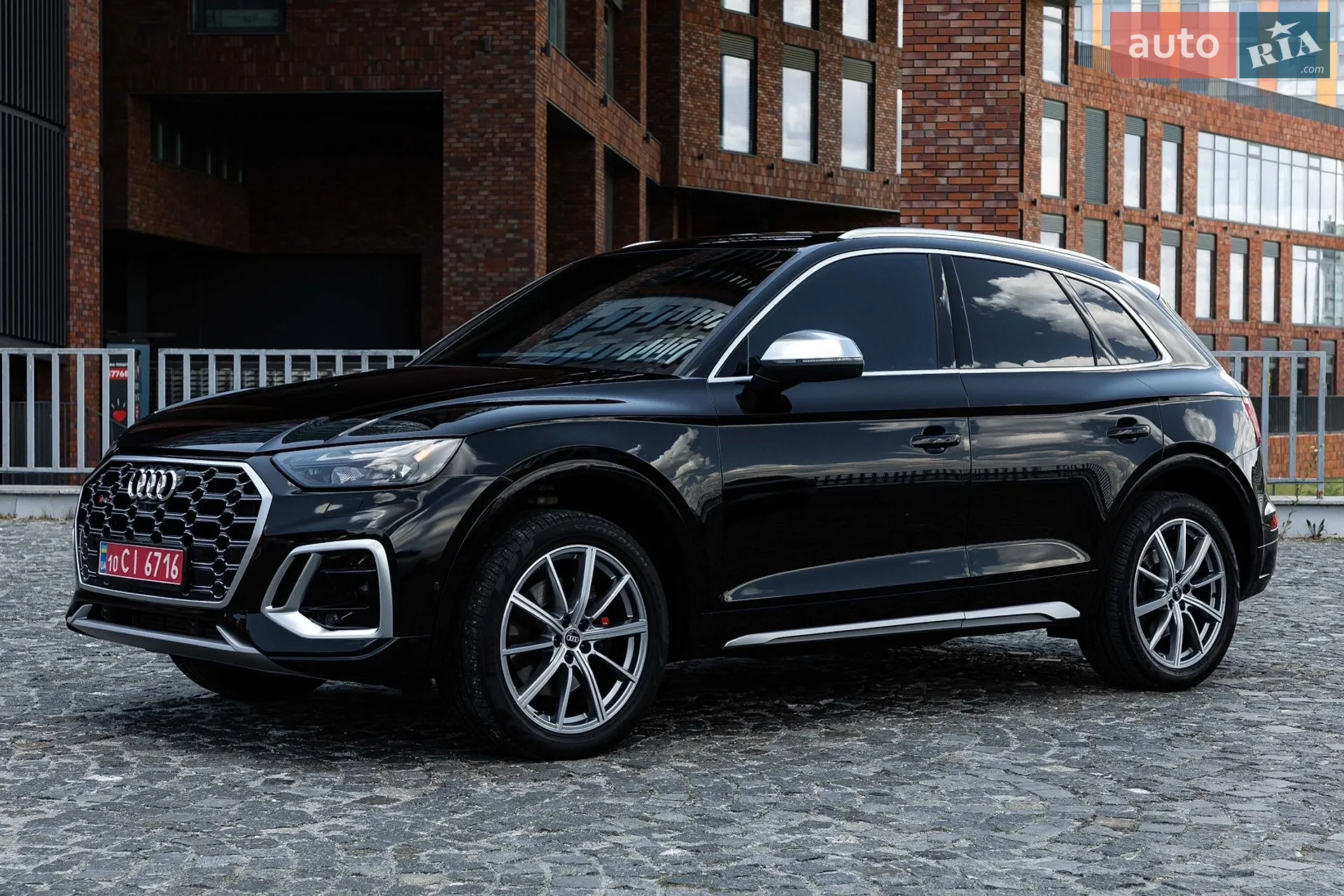 2021 Audi SQ5 - фото 1