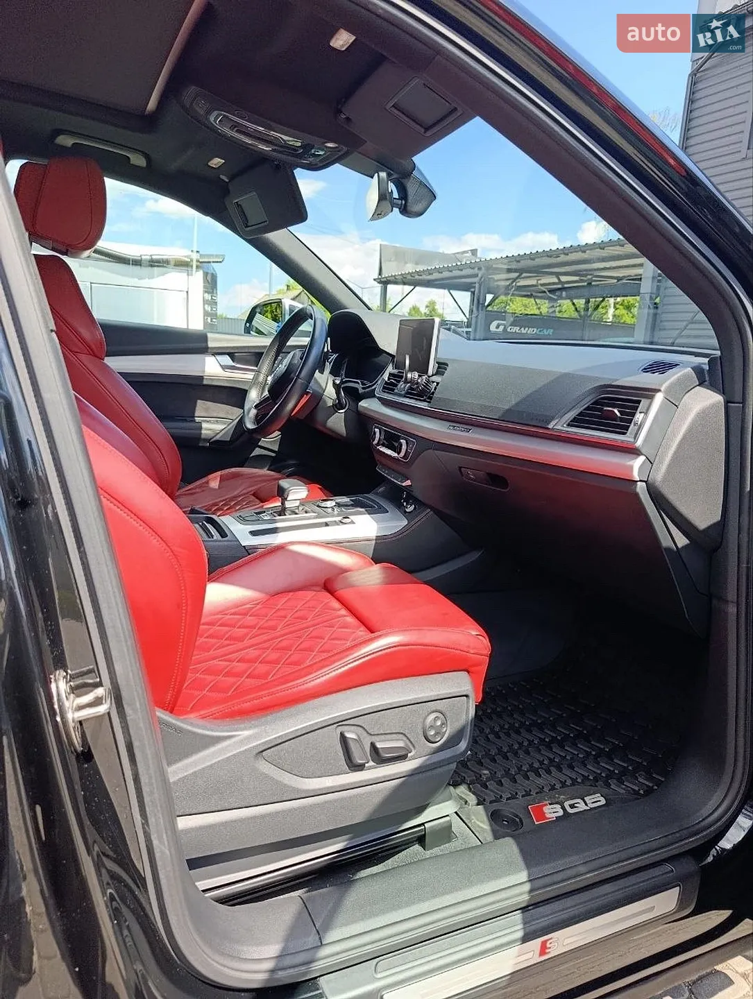 2019 Audi SQ5 - мініатюра 18