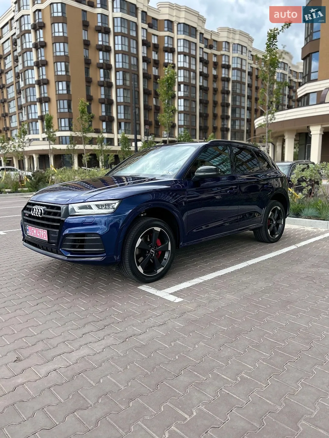 2020 Audi SQ5 - мініатюра 8