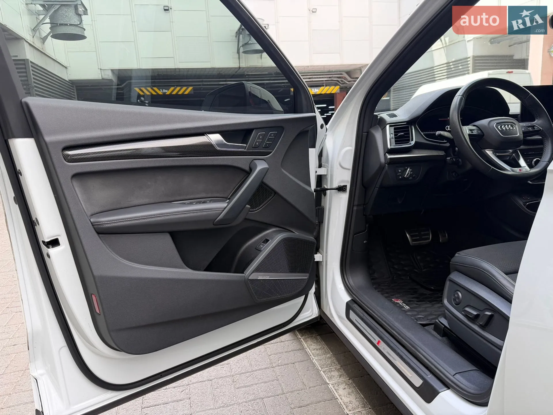 2020 Audi SQ5 - мініатюра 6
