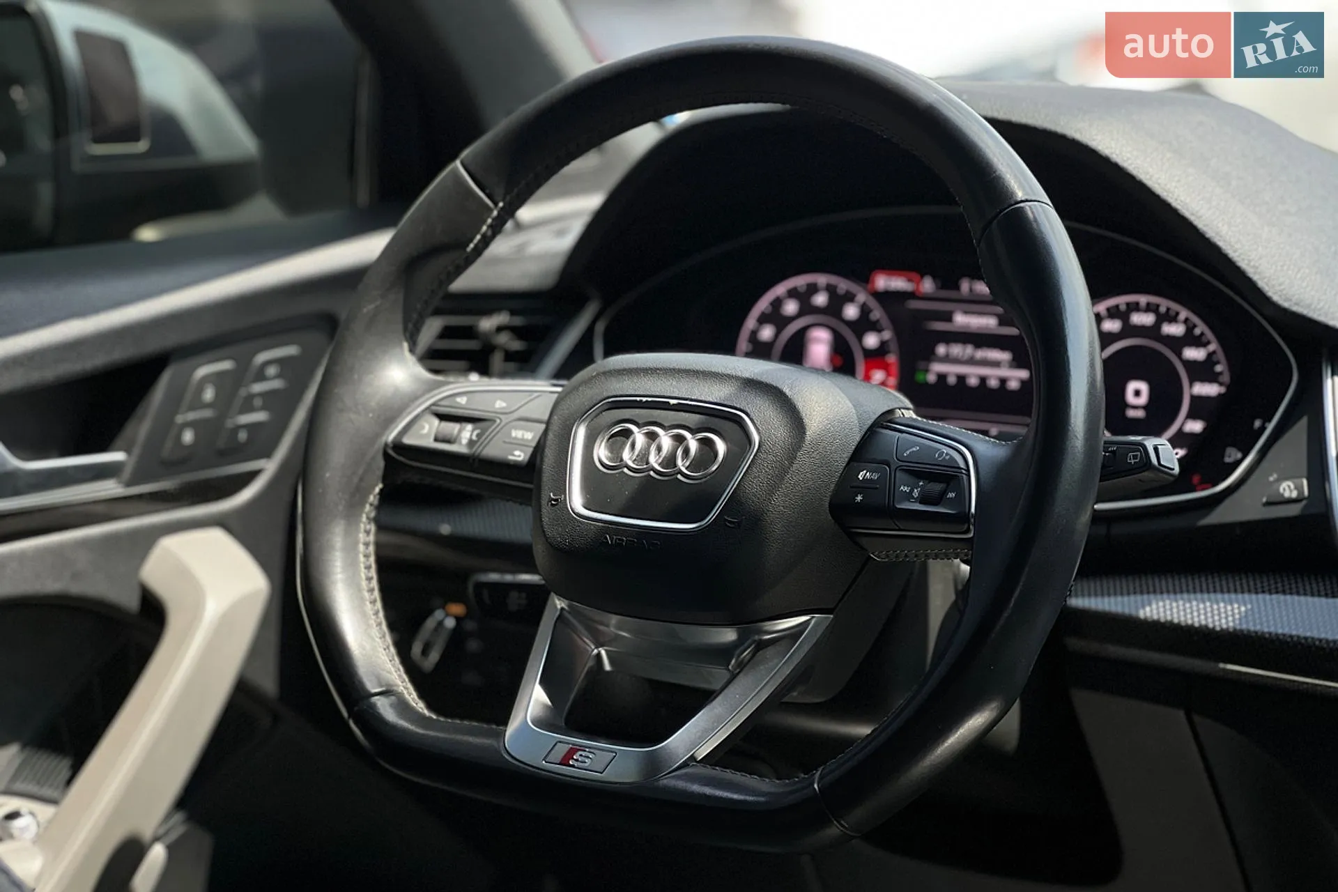 2018 Audi SQ5 - мініатюра 14