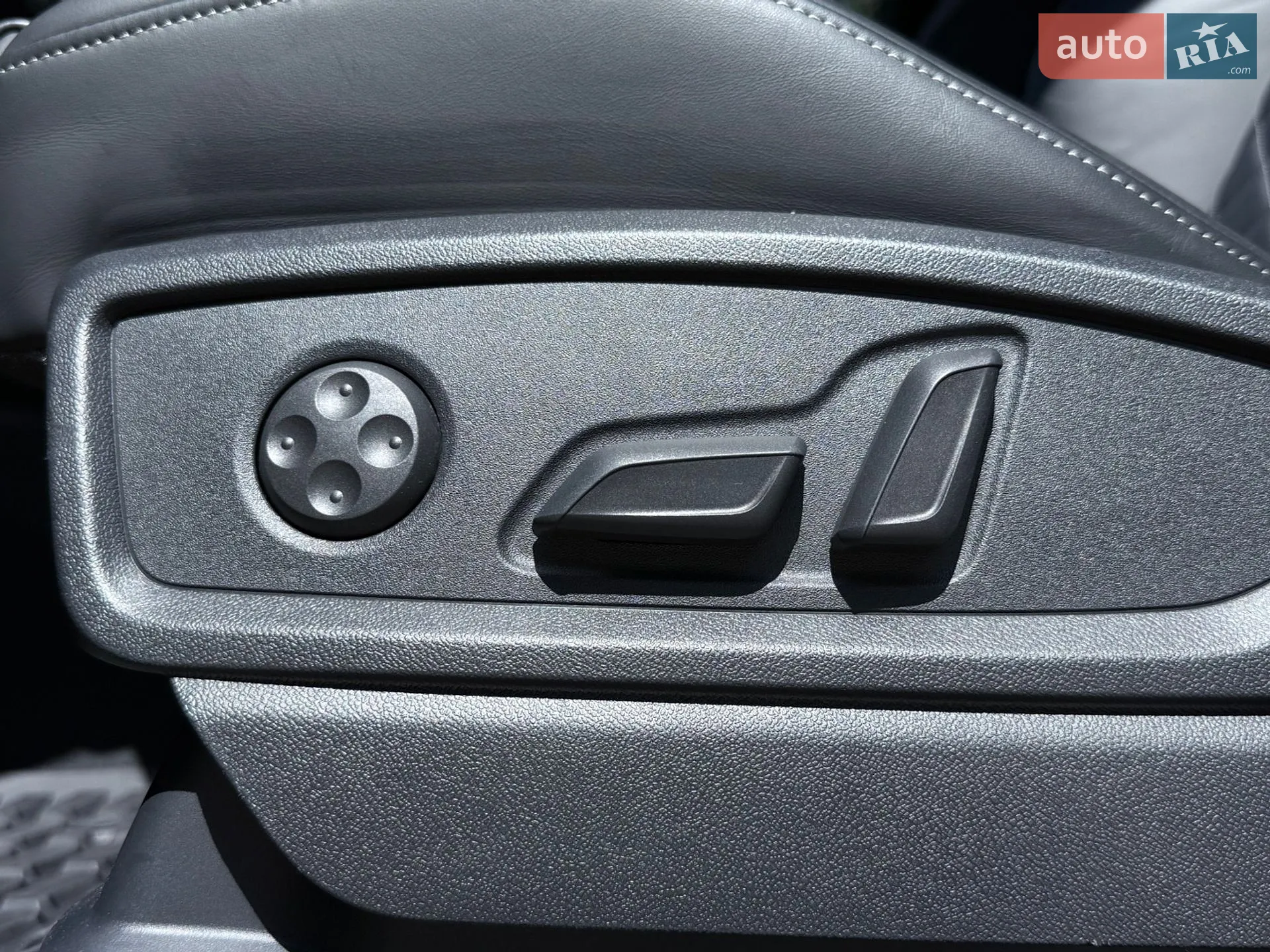 2023 Audi SQ5 - мініатюра 39