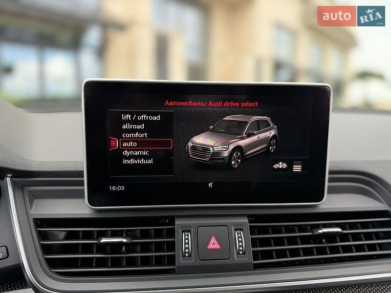 Позашляховик / Кросовер Audi SQ5 2018 в Львові