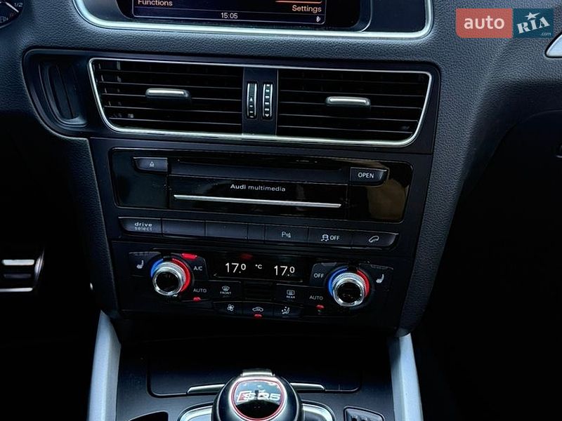 Позашляховик / Кросовер Audi SQ5 2015 в Кривому Розі