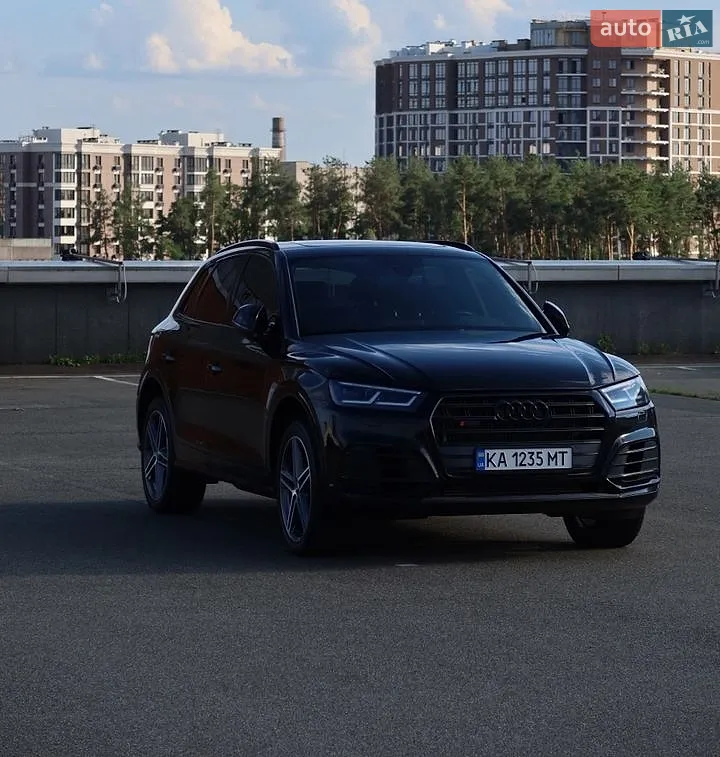 2018 Audi SQ5 - фото 1