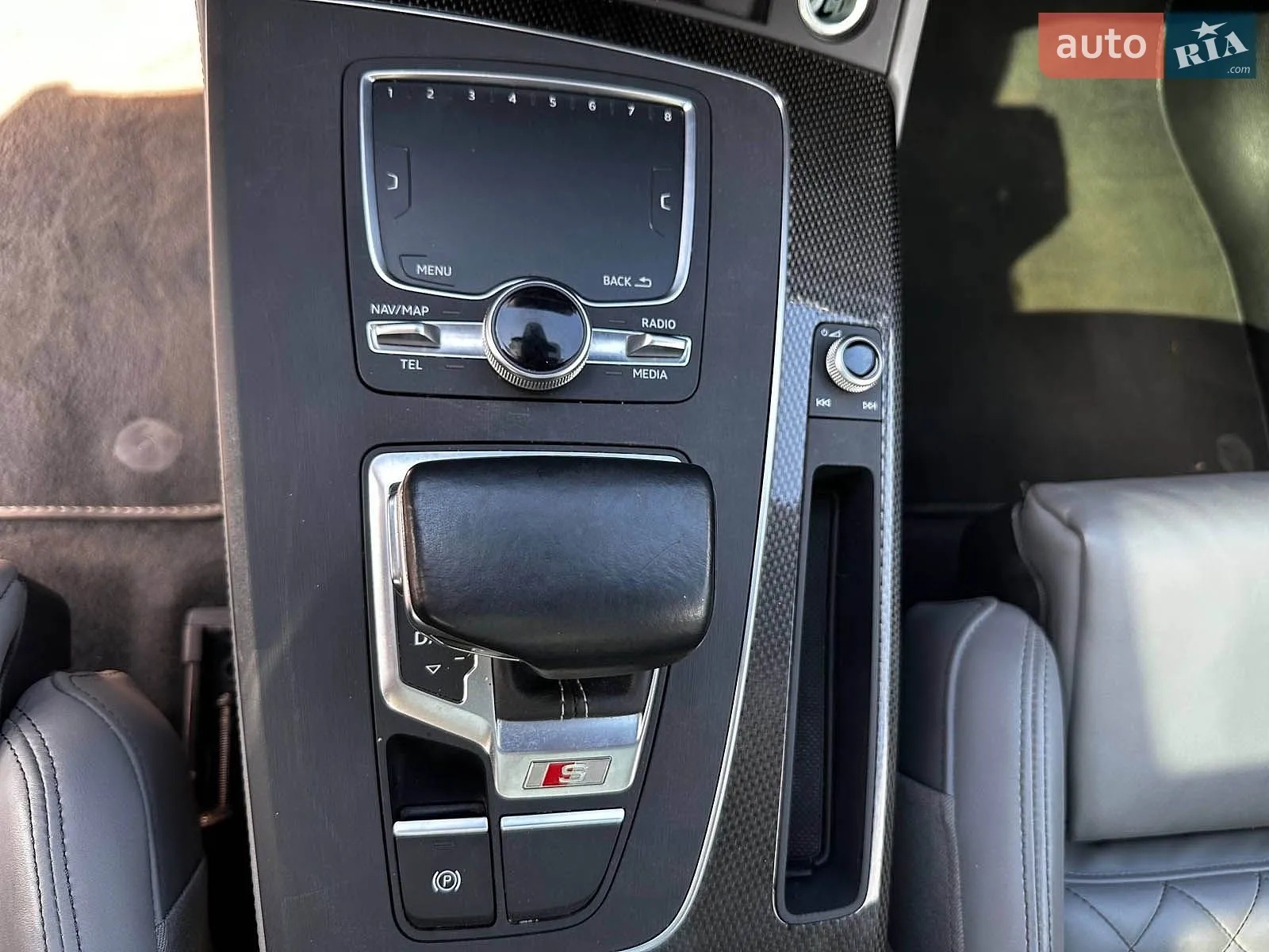 2018 Audi SQ5 - мініатюра 23