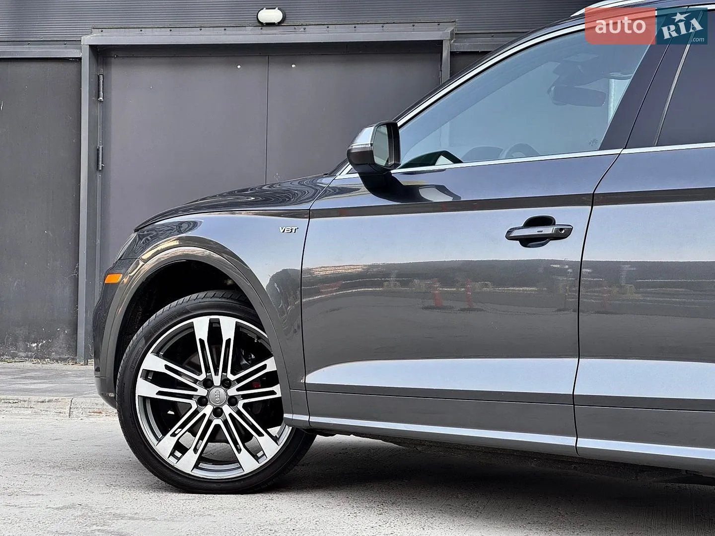2018 Audi SQ5 - мініатюра 11