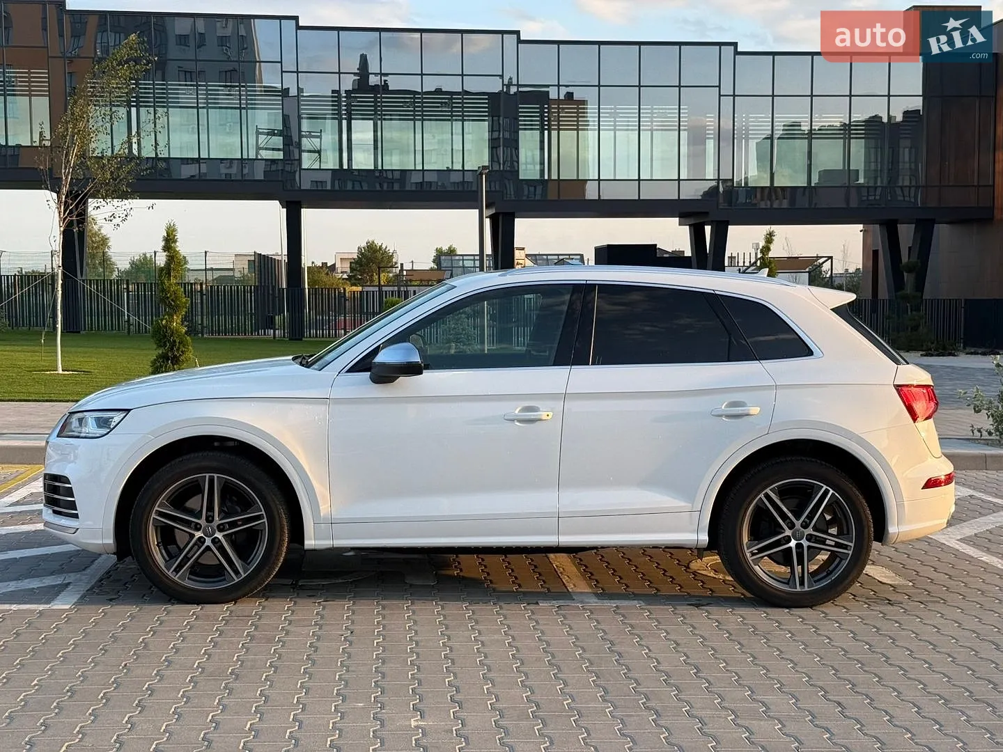 2019 Audi SQ5 - мініатюра 3