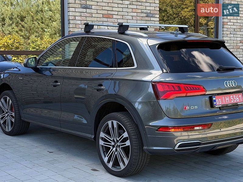 Позашляховик / Кросовер Audi SQ5 2017 в Луцьку