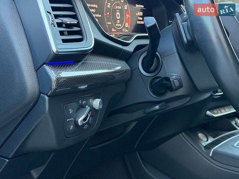 Позашляховик / Кросовер Audi SQ5 2017 в Луцьку