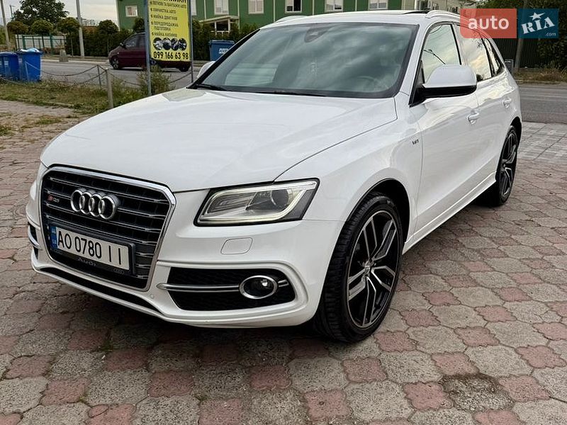 Позашляховик / Кросовер Audi SQ5 2013 в Мукачевому